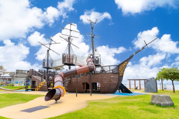 安良波公園インディアンオーク号（遊具）