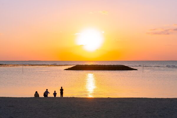 Chatan-Sunset-Beach-10
